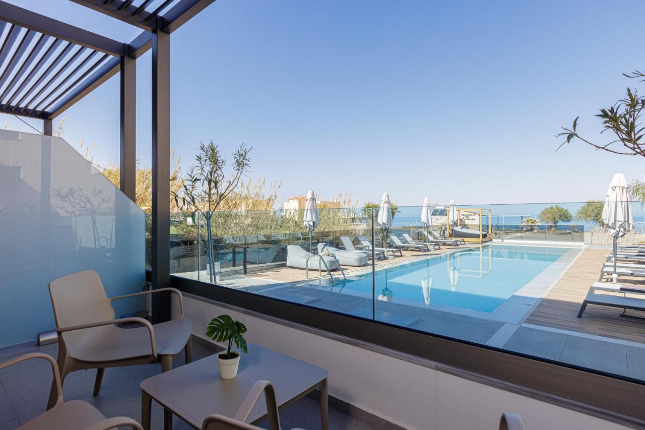 Eleven Boutique Suites Stavromenos Exterior photo