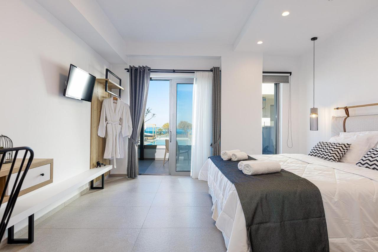 Eleven Boutique Suites Stavromenos Exterior photo