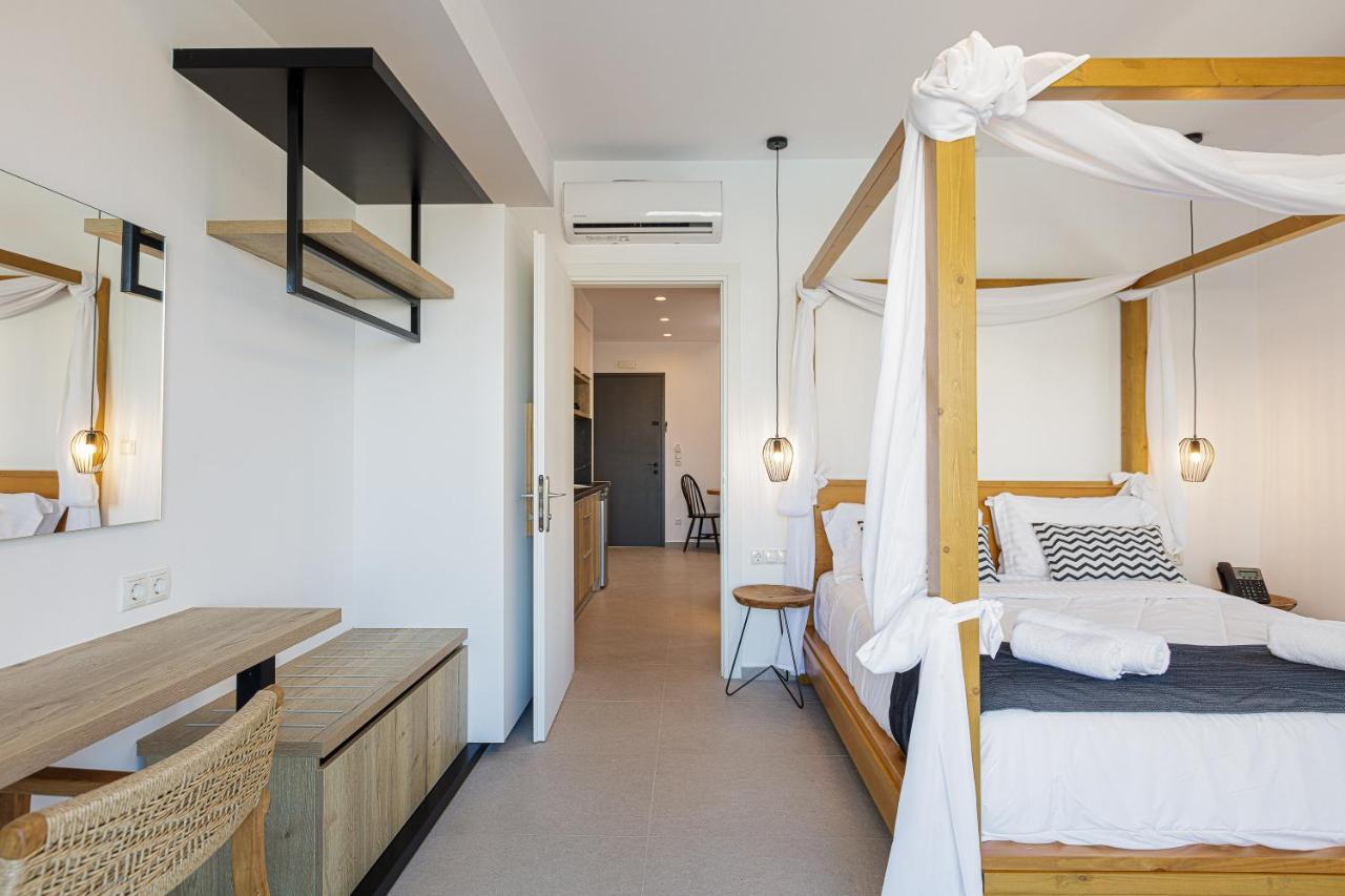 Eleven Boutique Suites Stavromenos Exterior photo