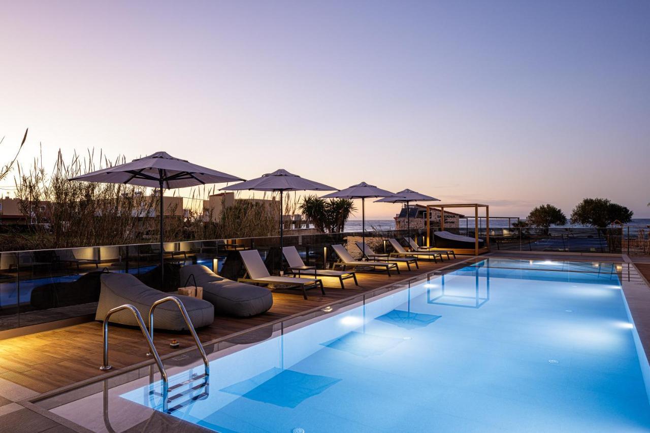 Eleven Boutique Suites Stavromenos Exterior photo
